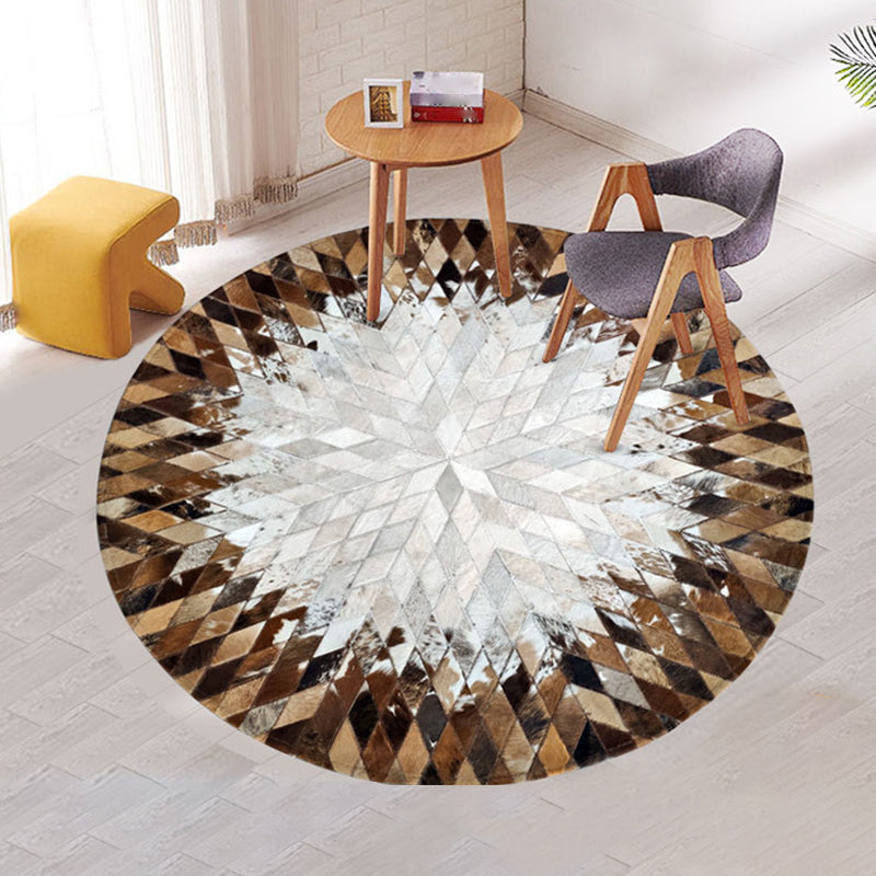 Simplicity Geometric Pattern Rug Retro Carpet Anti-Slip Cowhide Patchwork Carpet for Home Decor