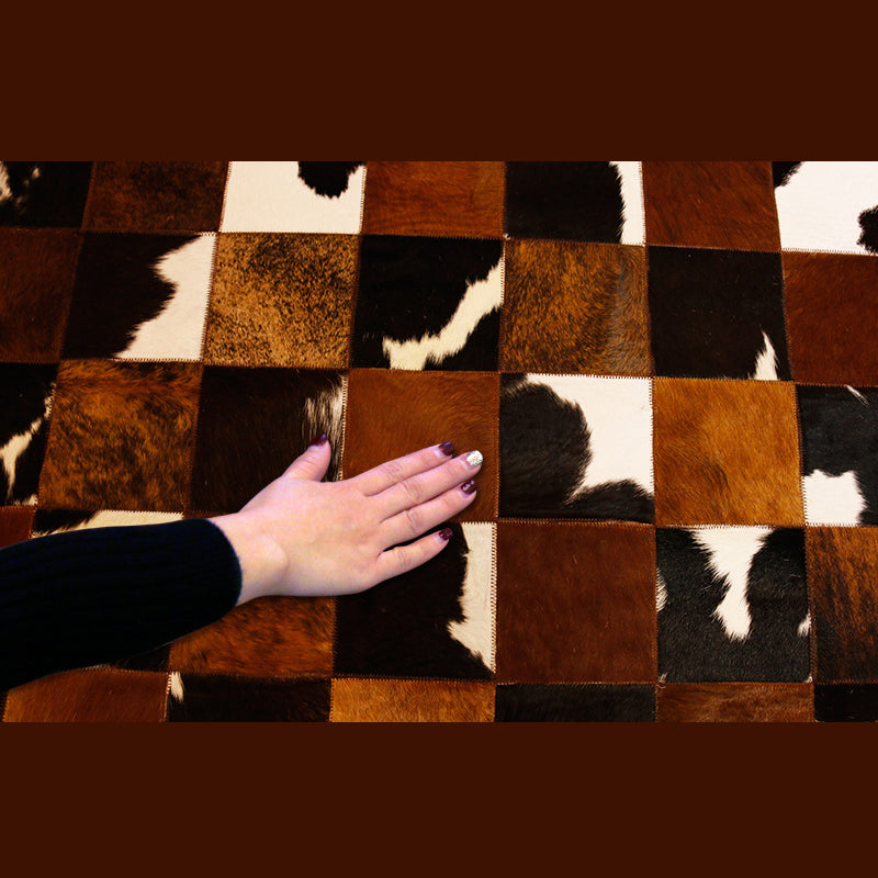 Simplicity Geometric Pattern Rug Retro Carpet Anti-Slip Cowhide Patchwork Carpet for Home Decor