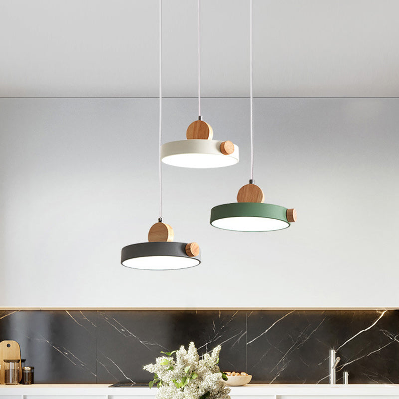 Acrylic Circular LED Hanging Lamp in Modern Concise Style Iron Macaron Pendant Light for Dining Room