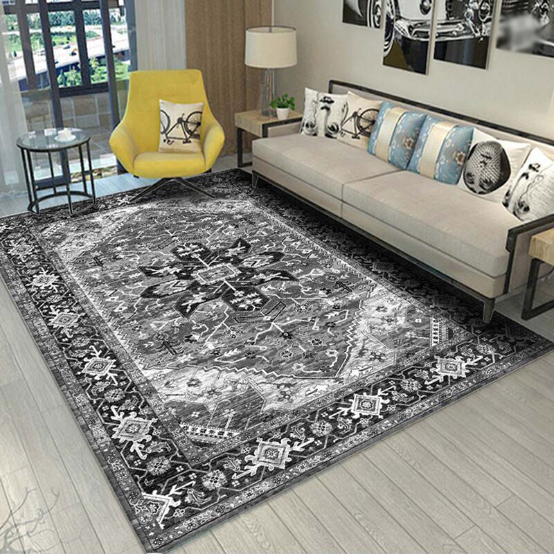 Vintage Indoor Room Area Rug Black Medallion Carpet Polyester Non-Split Area Carpet