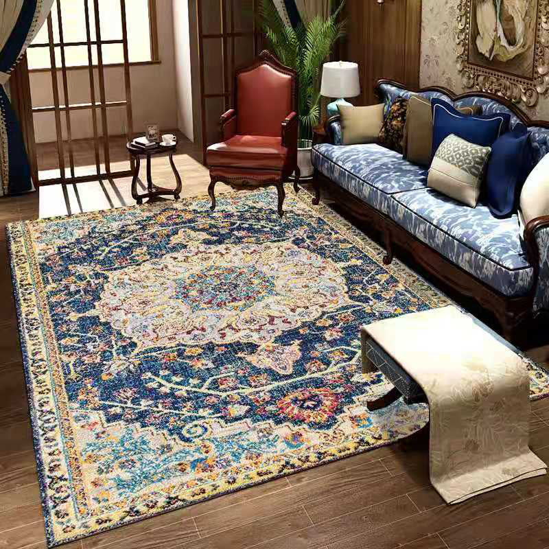 Red Retro Indoor Carpet Polyester Medallion Rug Non-Split Backing Carpet for Living Room