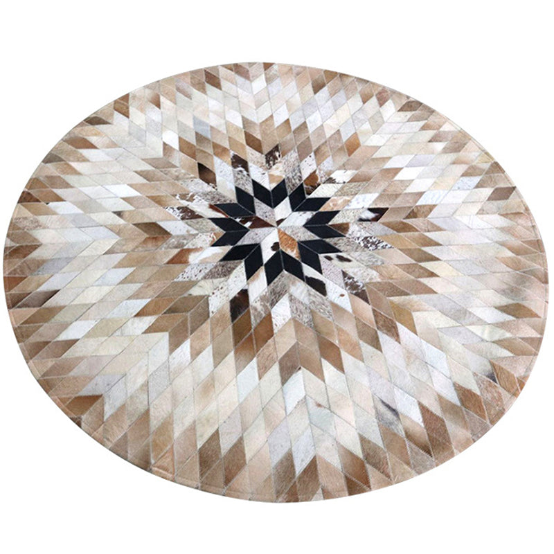 Fancy Brown Area Rug Cowhide Geometric Pattern Area Carpet Easy Care Rug for Home Decor