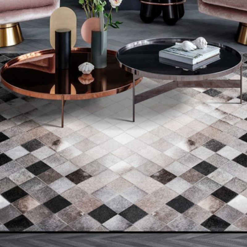 Beige Geometric Pattern Area Rug Cowhide Area Carpet Stain Resistant Rug for Home Decoration