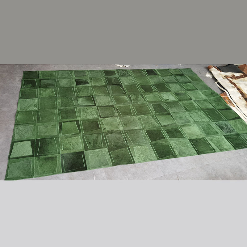 Beige Geometric Pattern Area Rug Cowhide Area Carpet Stain Resistant Rug for Home Decoration