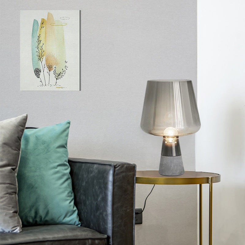 Lampada da comodino in vetro con lampada da tavolo affusolata ultramoderna per camera da letto