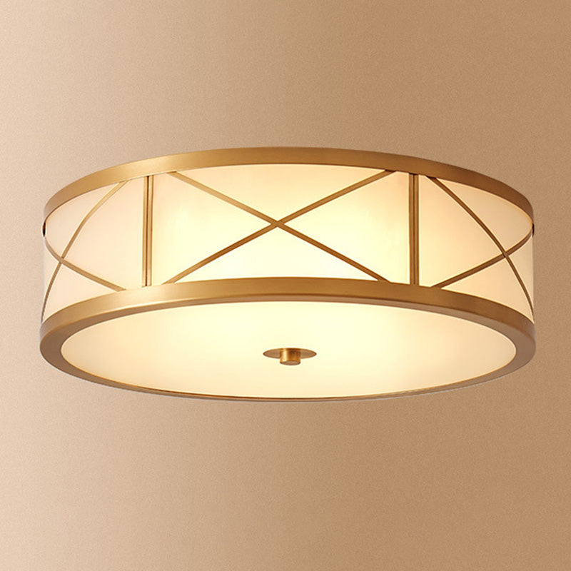 Luminaria dorada montada en el techo Vidrio de estilo tradicional con sombra cerca de la iluminación del techo