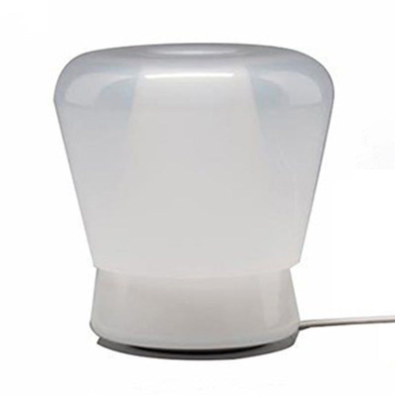 Nordic Creative Conical Tischlampe Glass Ein-Bulb-Schlafzimmer Nachtlicht