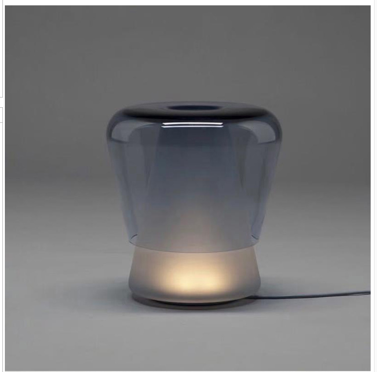 Nordic Creative Conical Tischlampe Glass Ein-Bulb-Schlafzimmer Nachtlicht