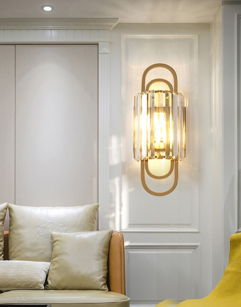 Gold Geometric Wall Light in Modern Luxury Style Electroplate Metal Wall Lamp with Crystal Shade