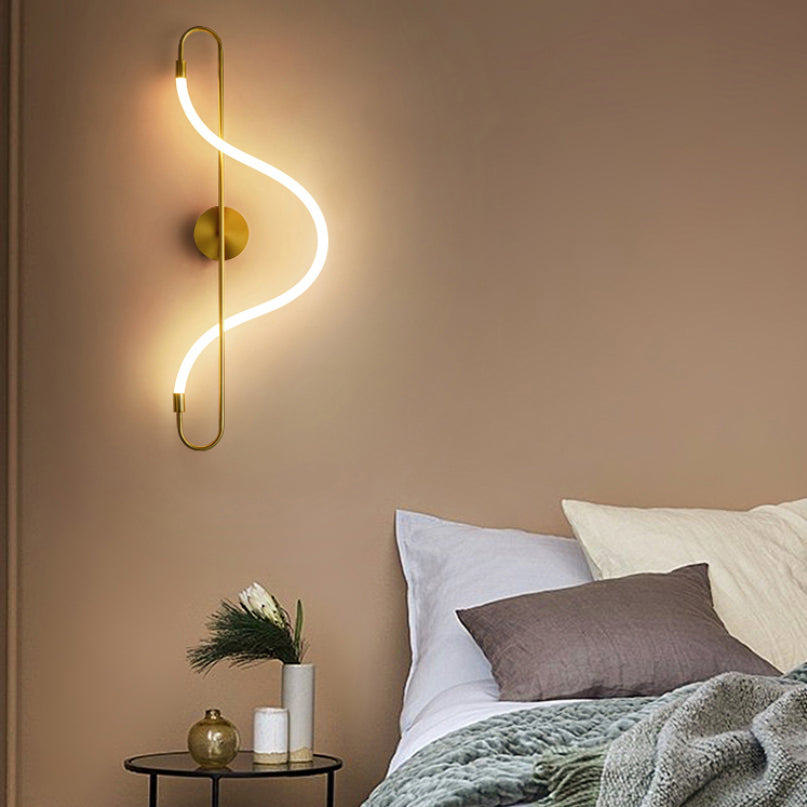 Modern Gold Linear Wall Mount Light Fixture Metal 1-Light Wall Lamp for Living Room