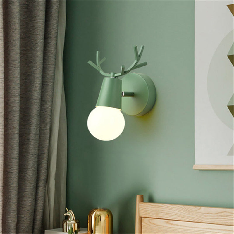 Unique Shade Wall Lighting Modern Nordic Style Metal 1 Light Sconce Light in Black and White