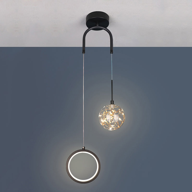 Verre contemporain circulaire et pendentif à la balle mené pour une salle à manger
