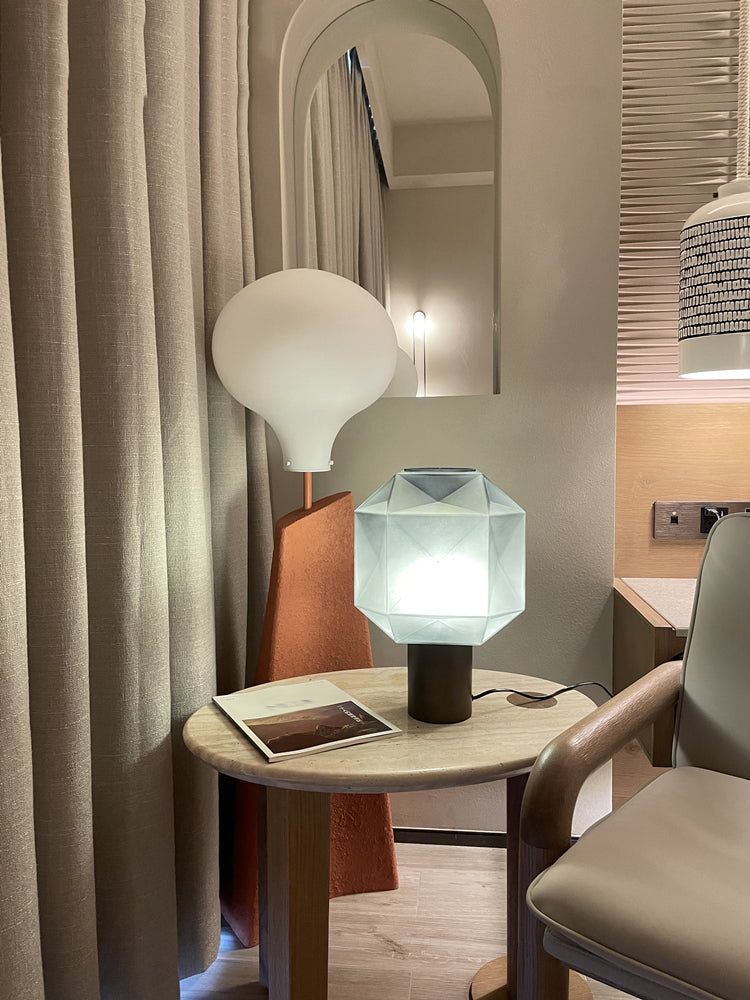 Ultra-modern Simplicity Geometric Table Lamp Hand-Blown Glass Nightstand Lamp for Bedroom