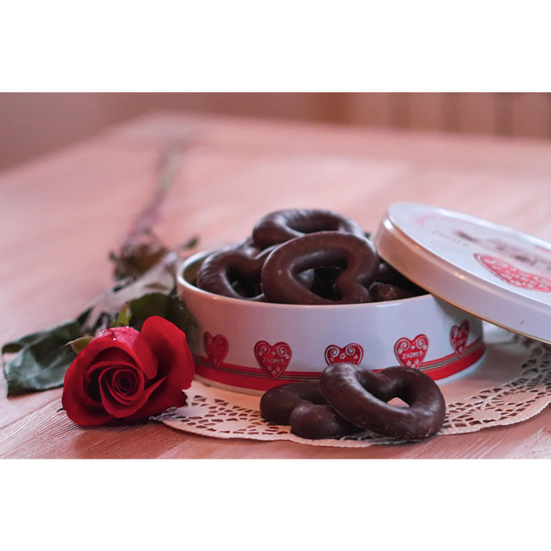 Valentine's Day Chocolate Mural Wallpaper Contemporary Wall Covering for Dessert Shop