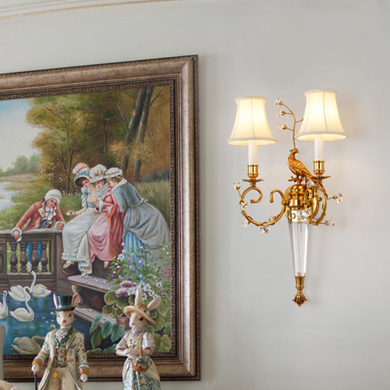 2 luces Luz de la pared cónica Luz de la pared del campo Delina de la tela de latón para el dormitorio con brazo curvo