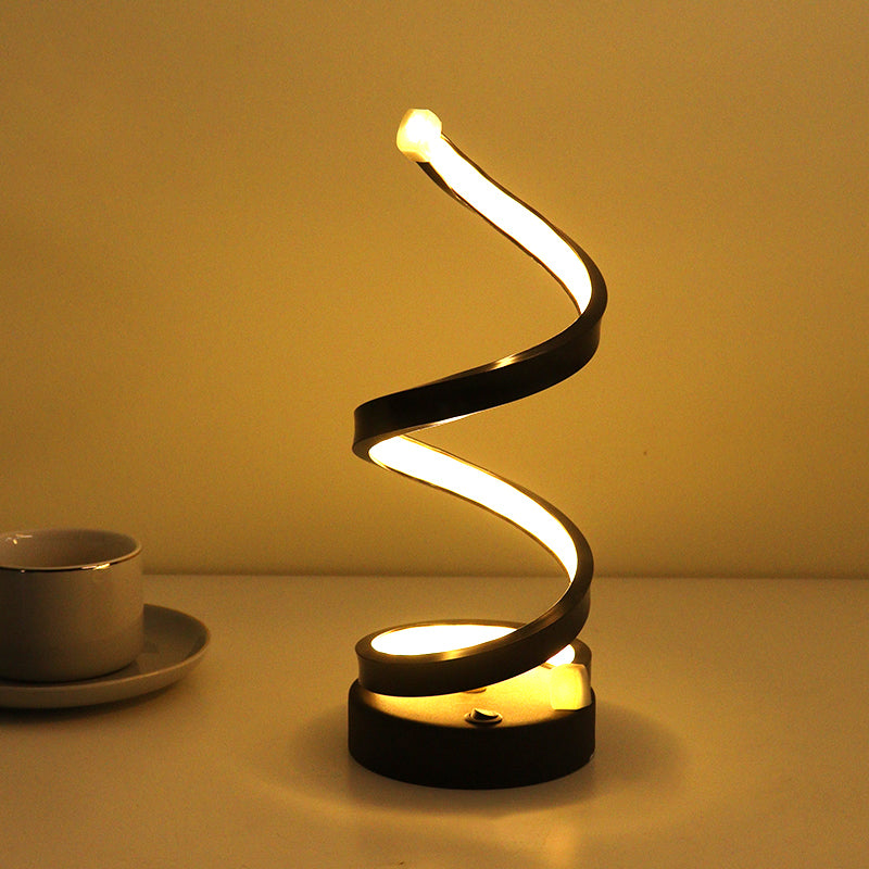 Semplicità Lampada da tavolo lineare ristorante metallico Luce notturna a LED in nero