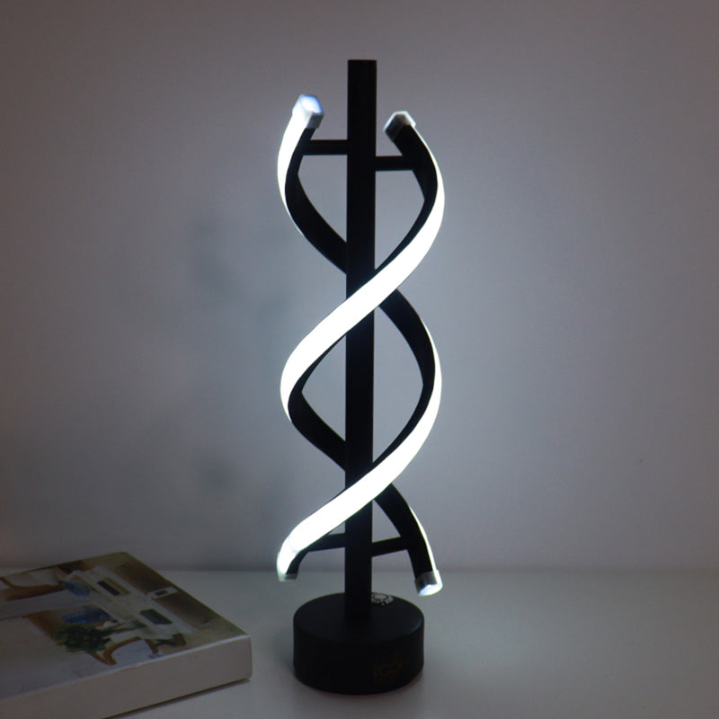 Semplicità Lampada da tavolo lineare ristorante metallico Luce notturna a LED in nero