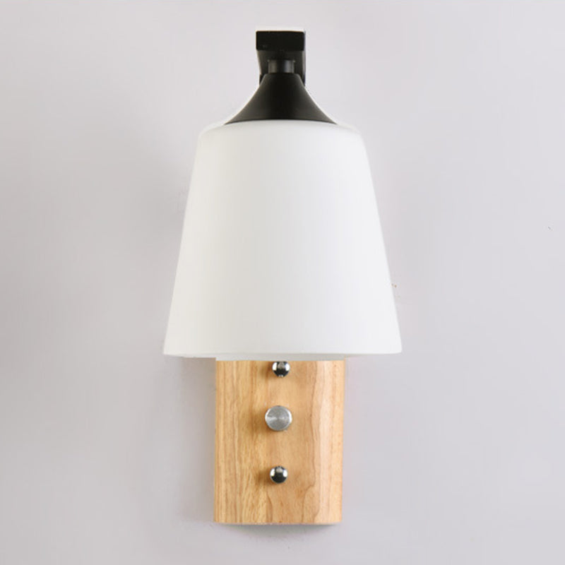 Lámpara de pared de cono de madera en un estilo de pared de hierro forjado moderno de estilo conciso con sombra de vidrio blanco