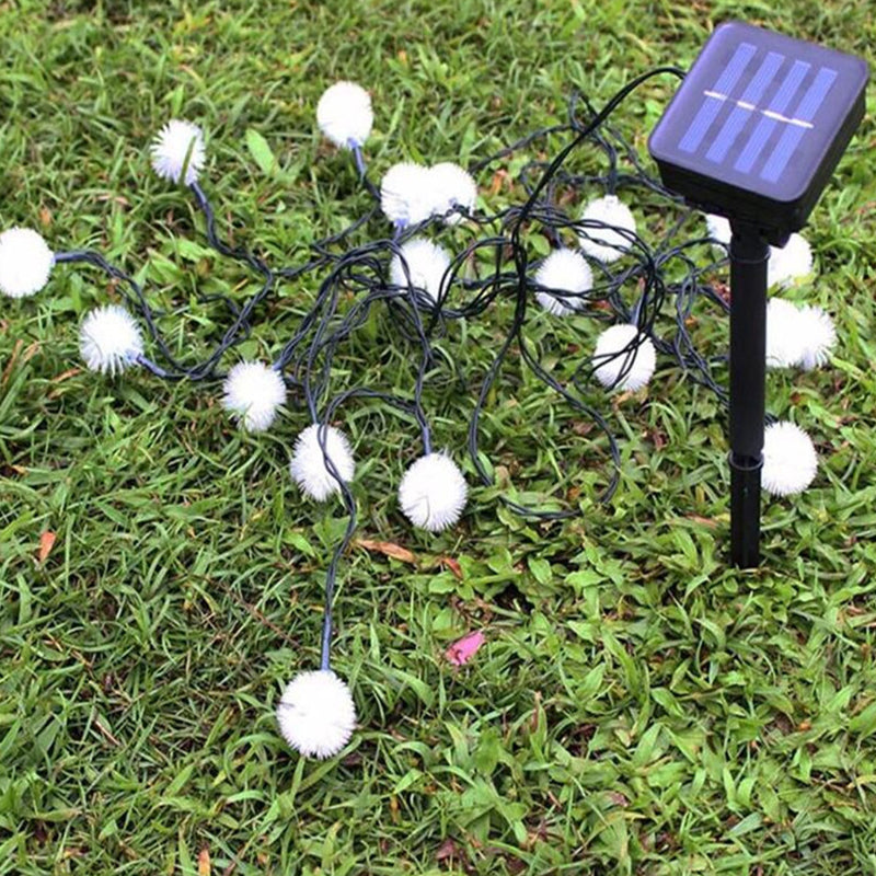 White Pompom LED String Light Modernism Plastic Solar Festive Light for Outdoor
