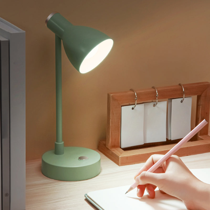 Lampada da tavolo Macaron con luce da lettura a LED per dormitorio con paralume in plastica a campana