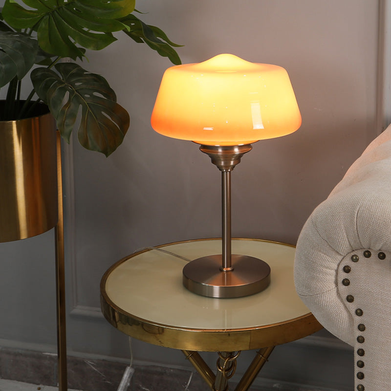 Empire Shade Table Table Lampe nordique Satin Amber Verre 1 Head Living Room Table Light