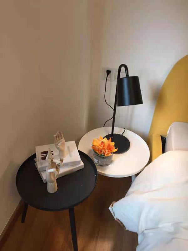 Cylindrical Bedside Reading Book Lamp Metal 1 Head Macaron Style Table Light