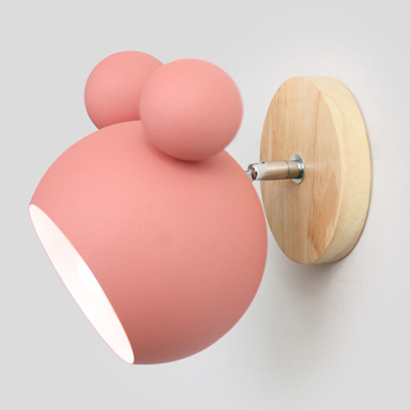 Luz de pared de madera en el estilo de hierro forjado de estilo de madera en el dormitorio