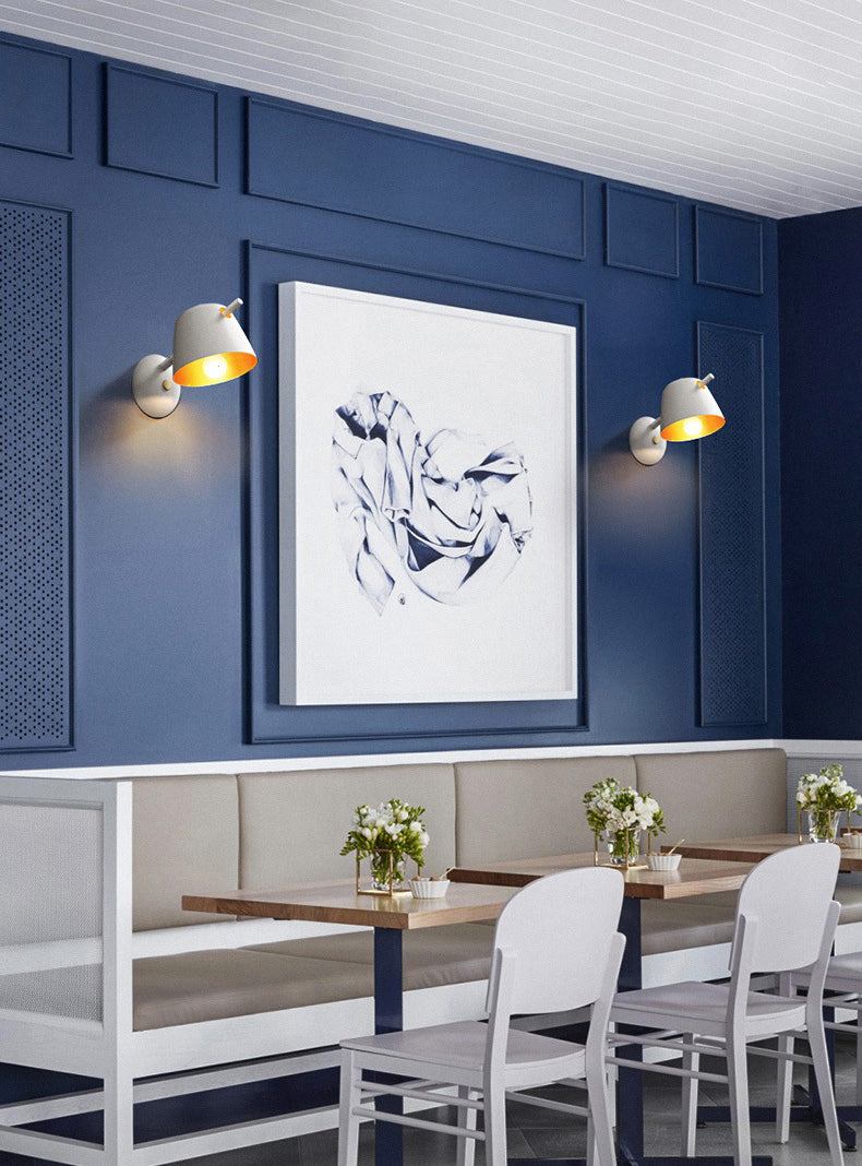 Luz de pared simple de hierro lacado en lámpara de pared geométrica de estilo geométrico de estilo creativo moderno para dormitorio