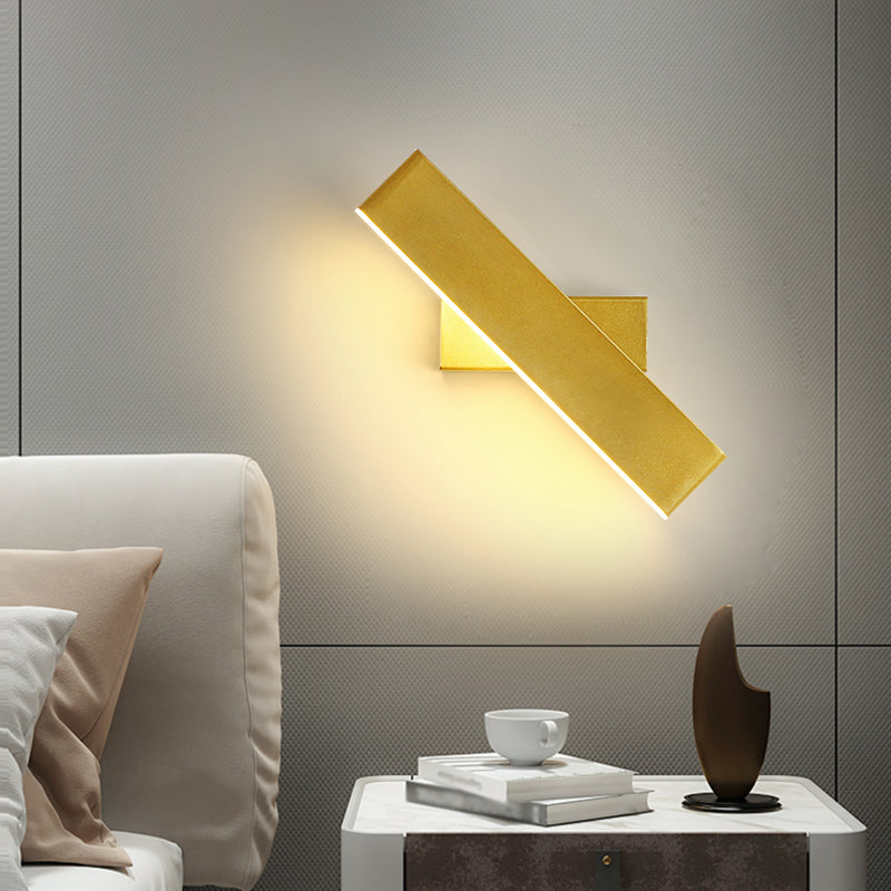 Lampada a parete a LED rettangolare acrilica in stile moderno in ferro battuto in ferro battuto con una parete per camera da letto
