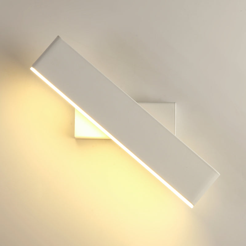 Lampada a parete a LED rettangolare acrilica in stile moderno in ferro battuto in ferro battuto con una parete per camera da letto