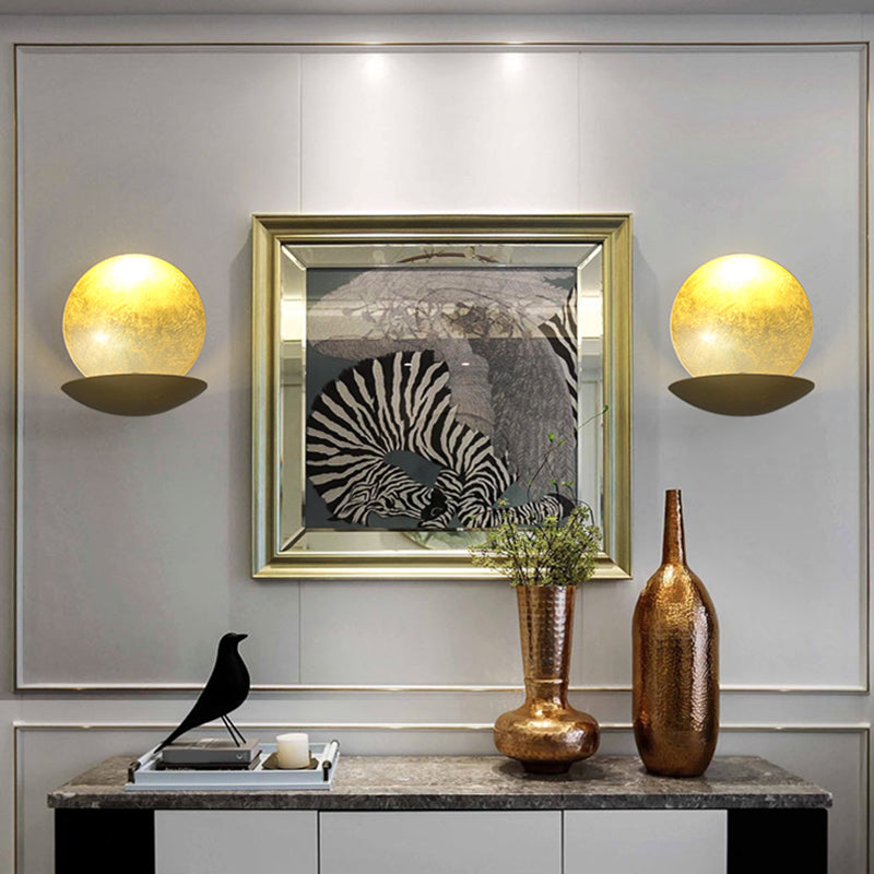 Wrought Iron LED Rotatable Wall Lamp in Modern Creative Style Gold Foil Circular Wall Sconce for Bedroom