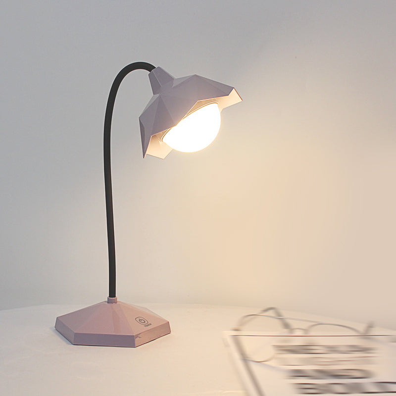 Tavola della camera da letto floreale luce in plastica in plastica lampada a LEAD LEAD con braccio flessibile