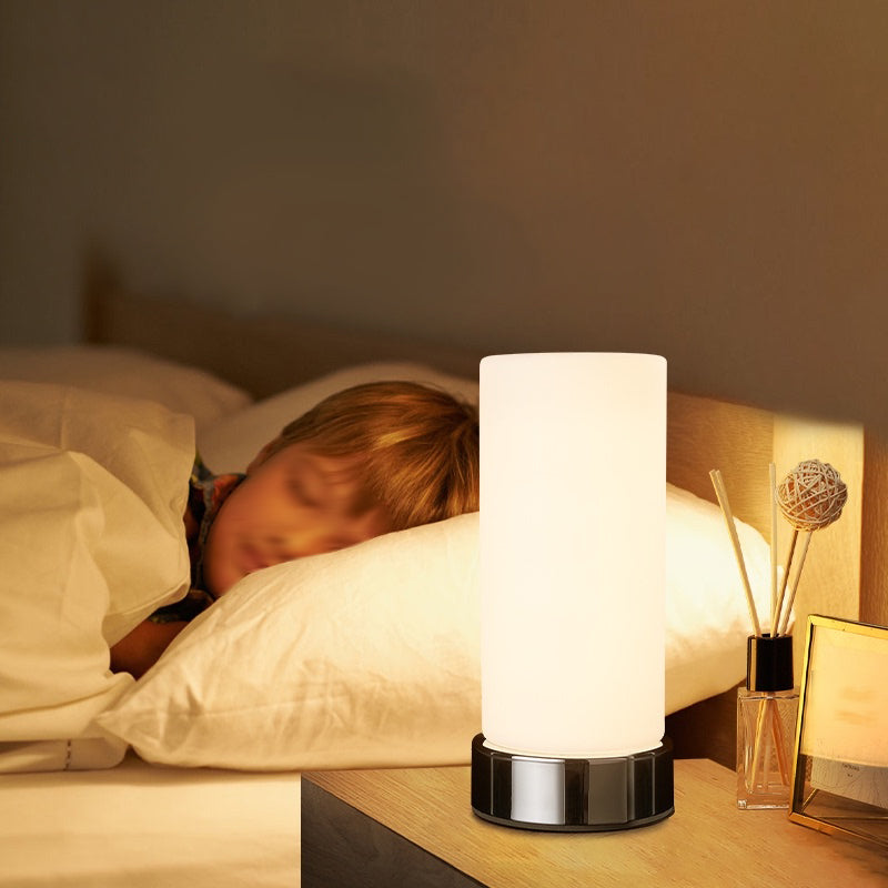 Lampada da tavolo a cilindro ultramoderna e semplice Lampada da comodino in vetro bianco per camera da letto