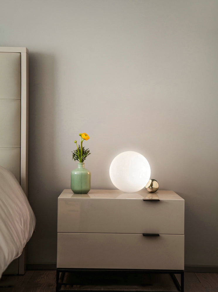 Ultra-modern Simplicity Globe Table Lamp White Glass Nightstand Lamp for Bedroom