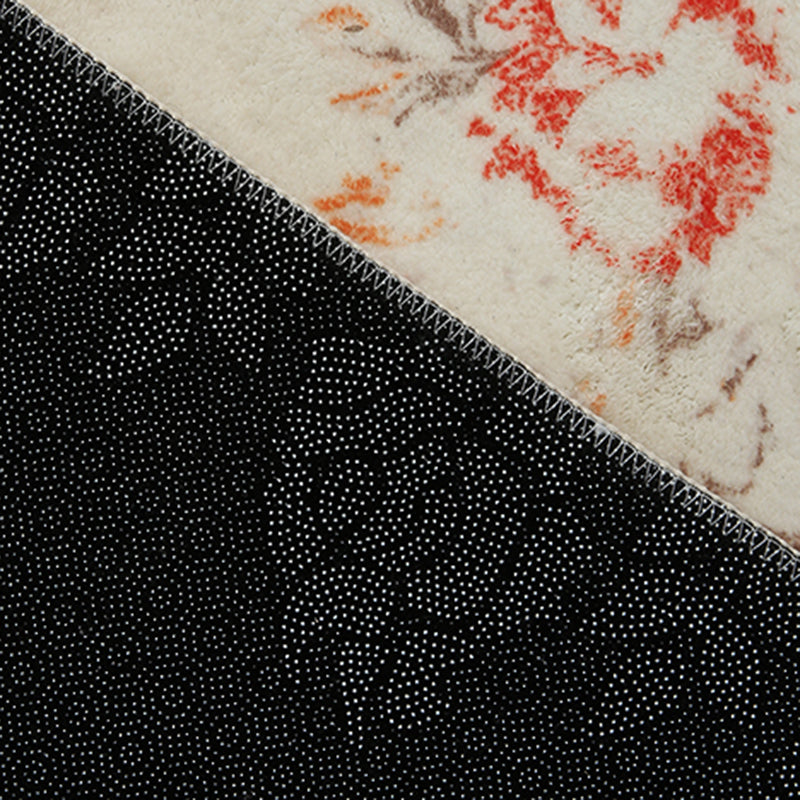 Whitewashed Victoria Area Rug Floral Print Carpet Polypropylene Easy Care Rug for Home Decoration