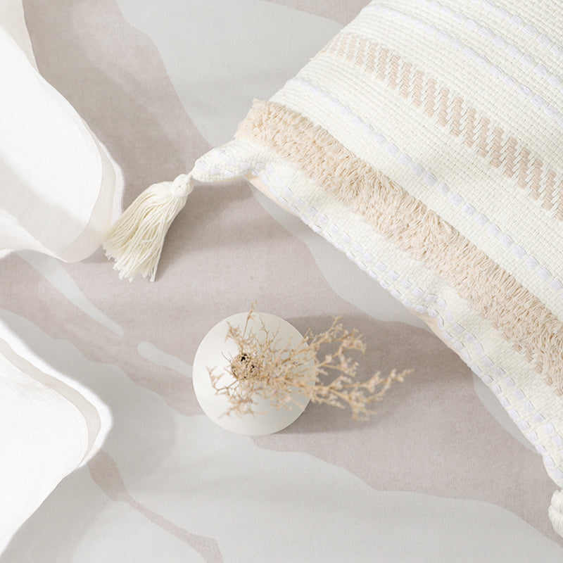 Simplicity Abstract Print Carpet Apricot Tone Polyester Rug Stain Resistant Carpet for Home Decor