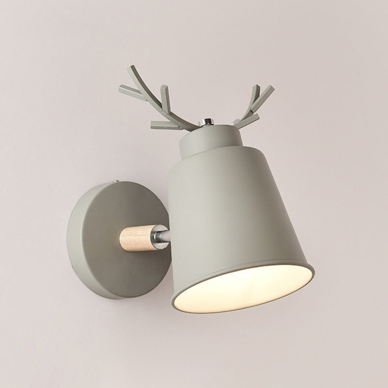 1-Light Unique Shade Wall Sconce Modren Nordic Macarons Style Metal Wall Lighting in White and Green