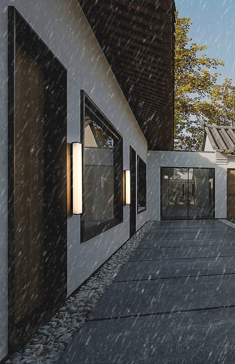 Modern Simple Style Retangular Shade Wall Sconce Metal and Glass 1 Light Sconces in Black Finish