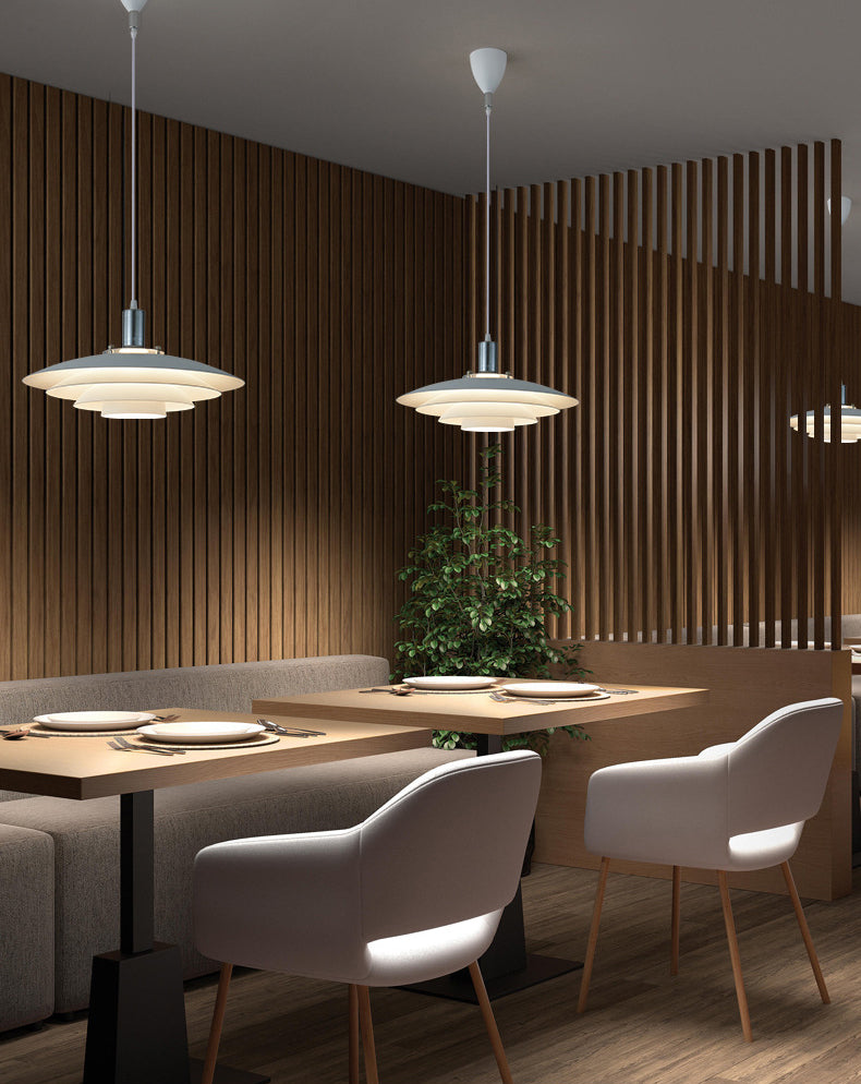 Salle d'éclairage de suspension en métal moderne à une lumière