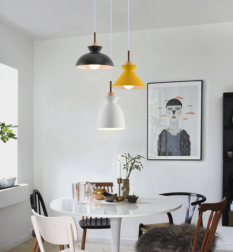 Shaded Dinning Room Ceiling Pendant Lamp Metal Nordic Style Pendant Light Fixture