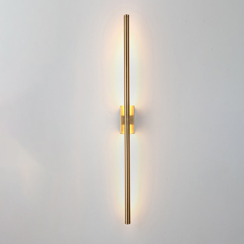 1-Light Linear Wall Sconce Modern Simple Style Metal Wall Lighting in Black and Gold