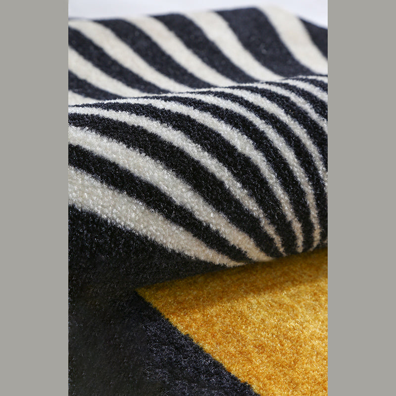 Black and White Abstract Indoor Carpet Polyester Casual Carpet Washable Area Carpet for Living Room