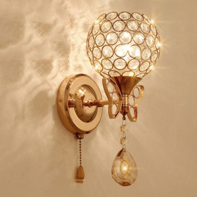 Spherical Dining Room Wall Light Fixture Crystal 1-Light Modern Sconce Light in Gold
