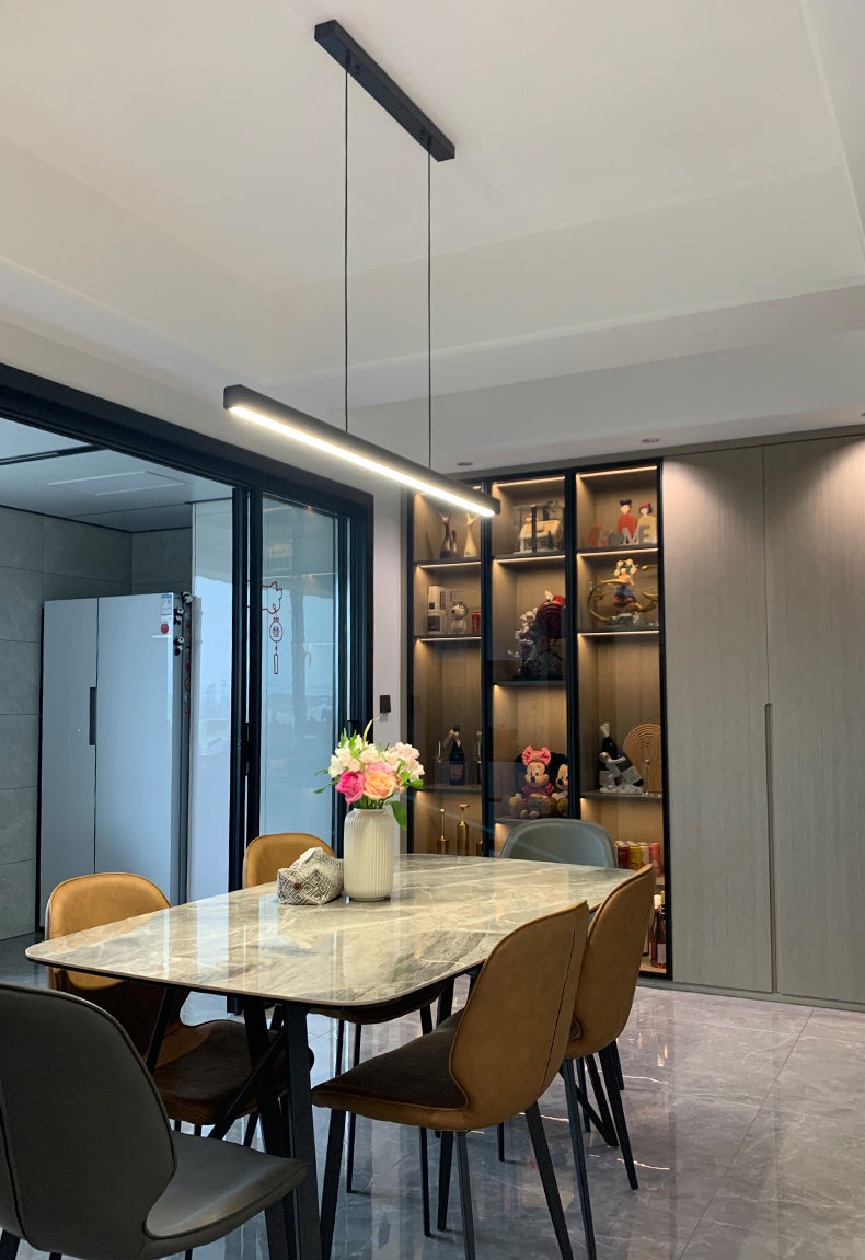 Lampada dell'isola a pendente lineare Isola lampada a sospensione moderna lampadario in metallo