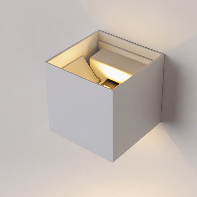 Light Funce 2 Lights Light Funce MODERNE MODERNE GEOMETRIC ALLUMINUM MONTO MONTRO IN BIANCO E NERO