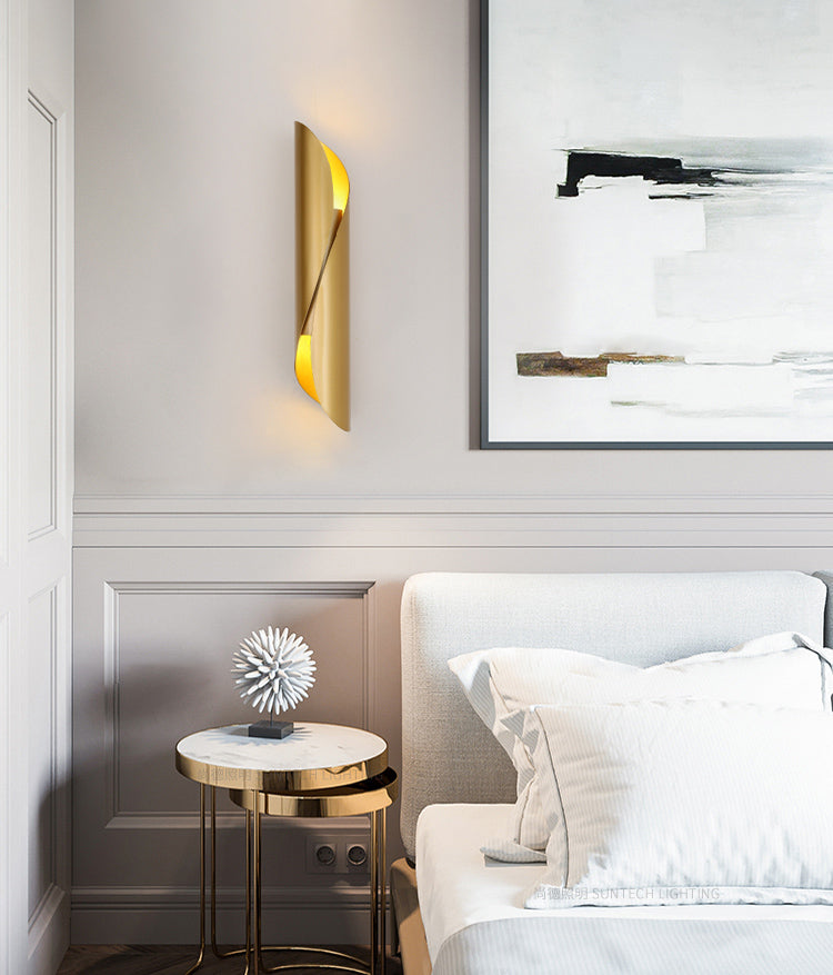 Curved Wall Lighting Fixtures Modern Style 2-Lights Metal Lighting Sconce for Restaurant