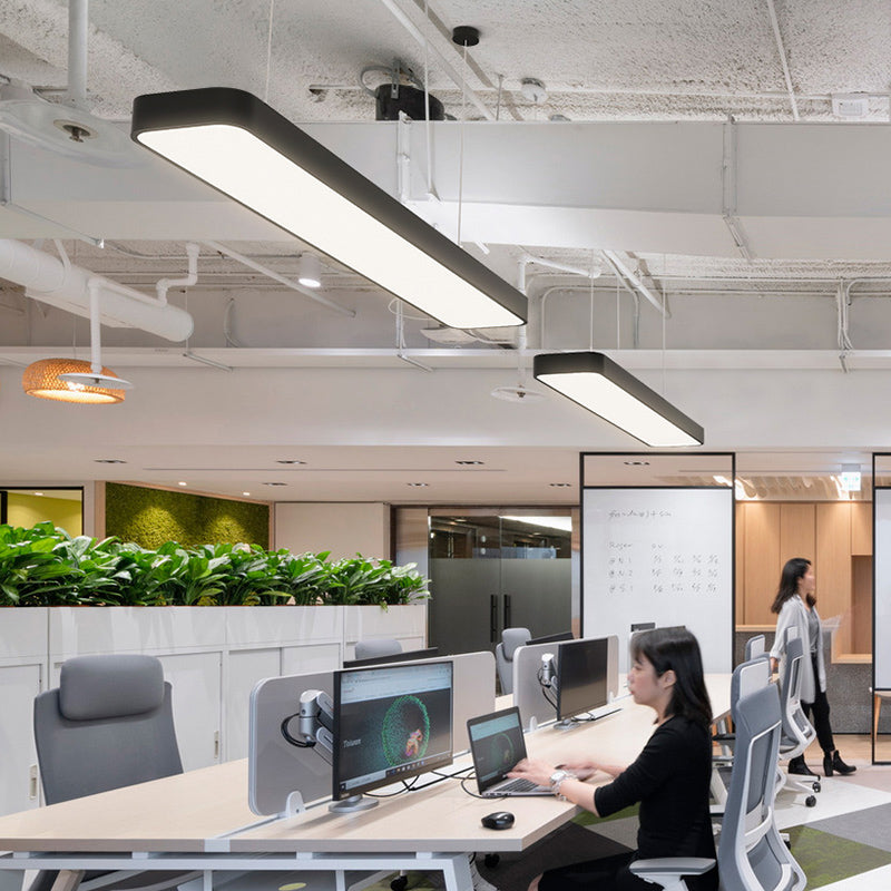 Lustre de l'île moderne lustre linéaire d'éclairage de lustre en métal pour le bureau