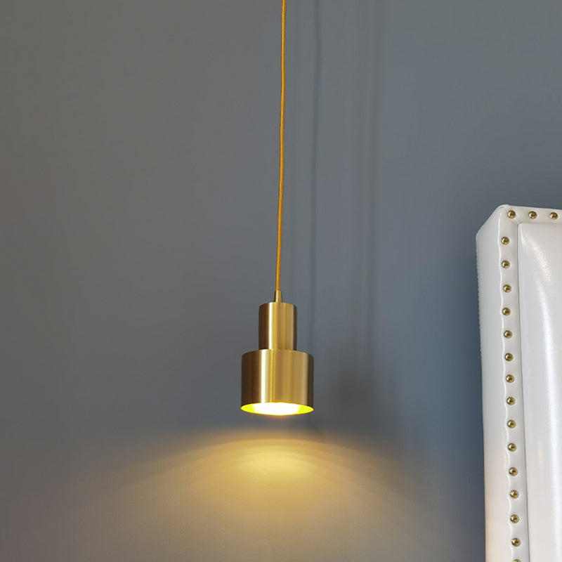 Forme cylindrique en métal Lumière suspendue à style postmoderne Pendre lumière suspendue pour le café