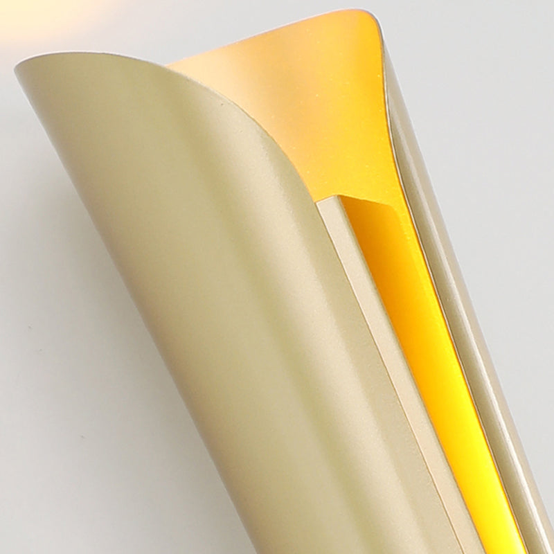 Curl Metal Sconce Funce Functure Contemporary Style Wall Light Sconce per camera da letto