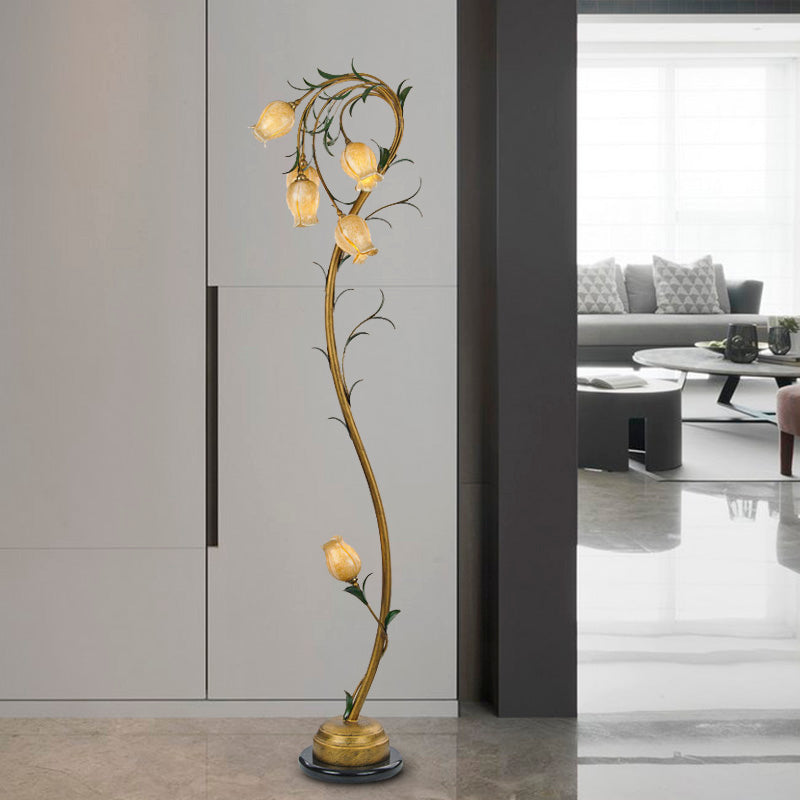 6 lichten beige glazen boom vloer lamp landelijke bloemen slaapkamer staan licht in messing voor slaapkamer